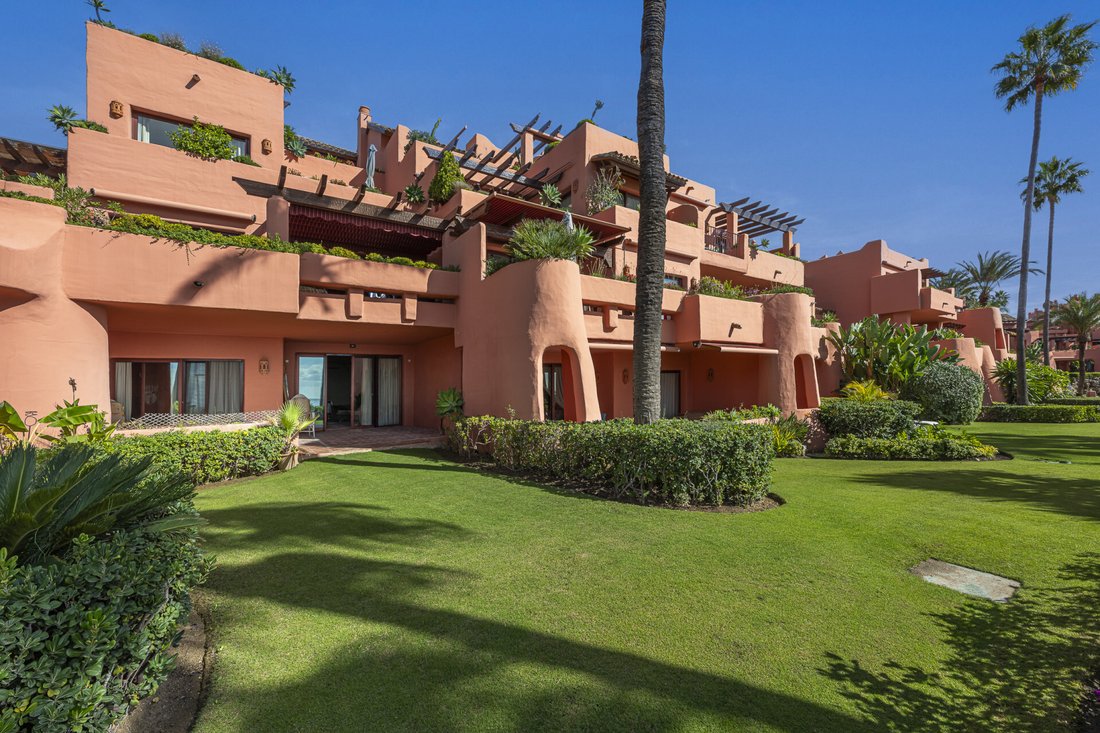 Apartment in Gualdalmansa, Estepona, Andalusia 4 - 17331316