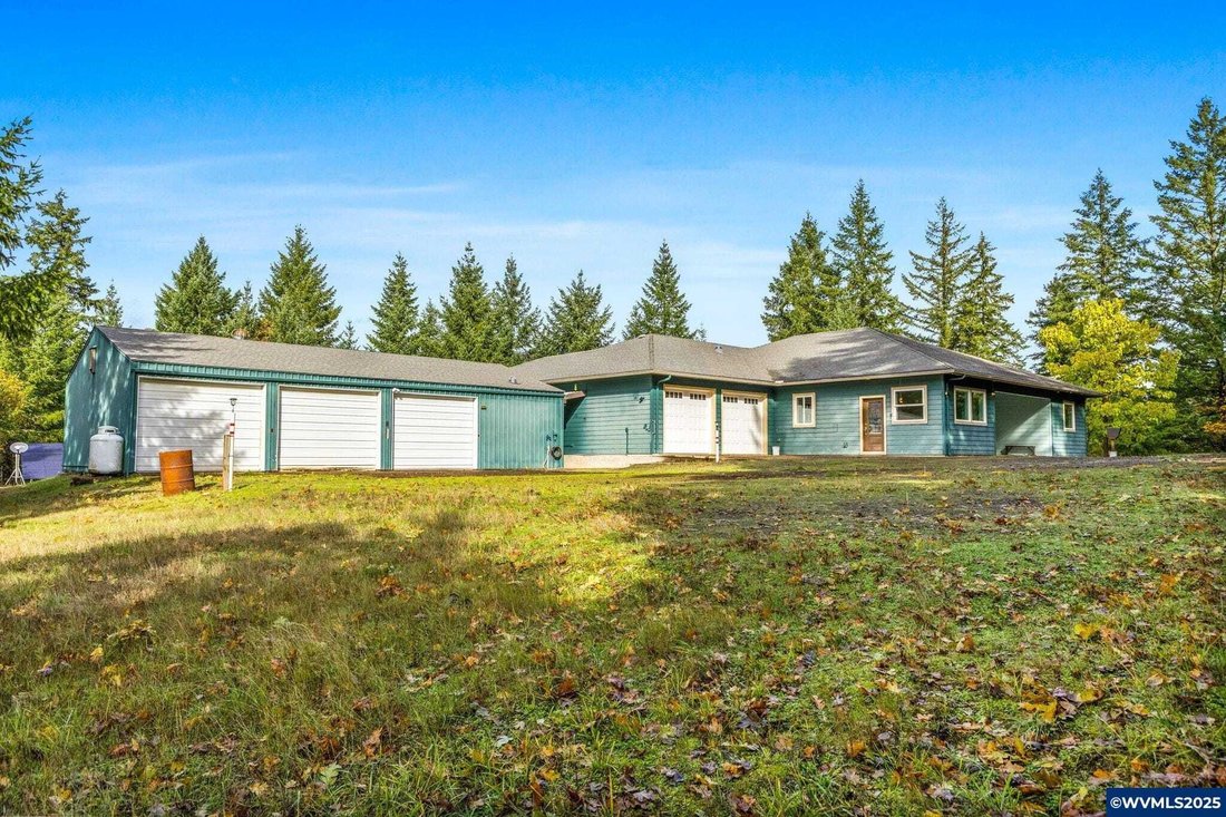 House in Dallas, Oregon, United States 1 - 18020590