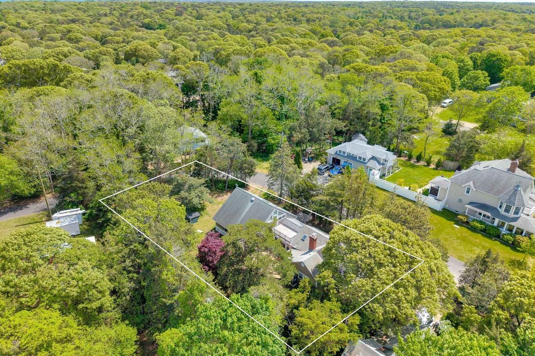 House in Oak Bluffs, Massachusetts, United States 4 - 18016763