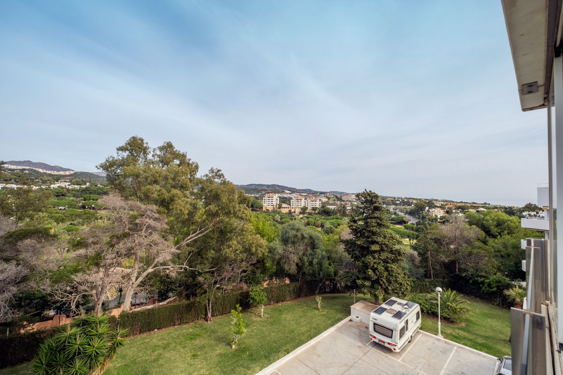 Apartment in Rio Real, Marbella, Andalusia 3 - 15024352