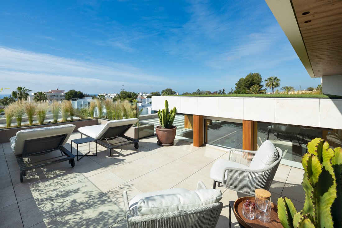 Villa in Nueva Andalucia, Marbella, Spain 3 - 15709624