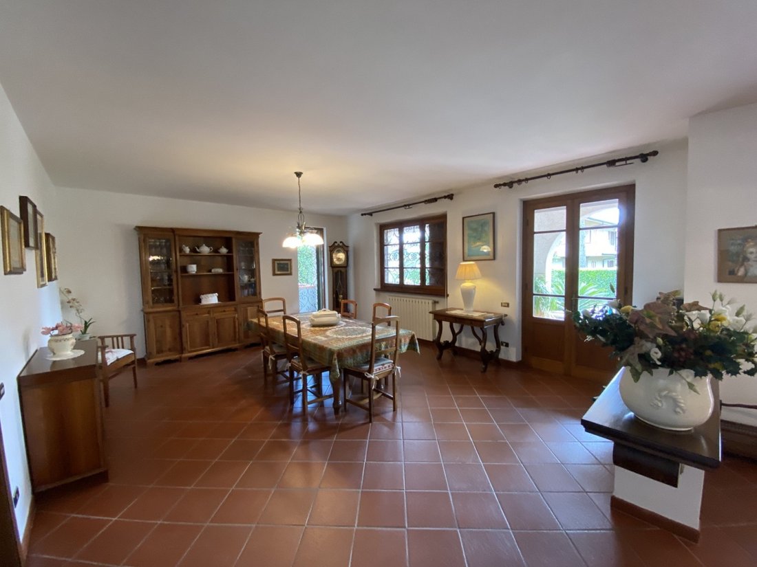 Villa in Camaiore, Tuscany, Italy 3 - 18017016
