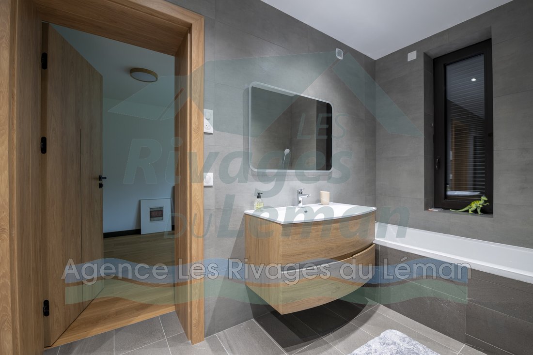 Villa in Sciez, Auvergne-Rhône-Alpes, France 3 - 18020741