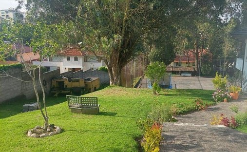 Terreno a Quito, Provincia del Pichincha, Ecuador 1