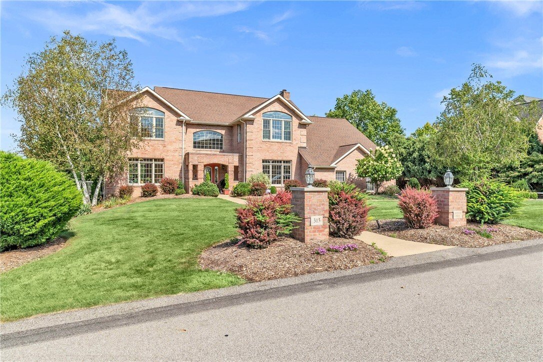 House in Jefferson Hills, Pennsylvania, United States 1 - 18017542