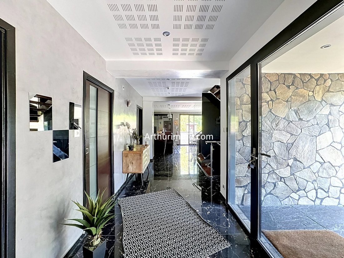 House in Les Orchidees, Limeil-Brevannes, France 3 - 18017040