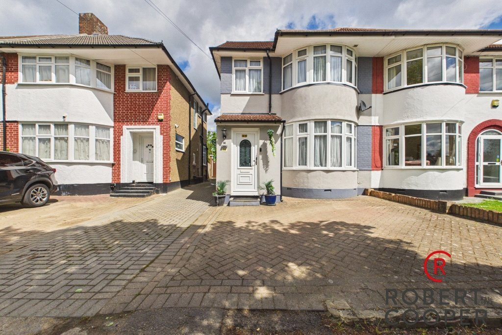 House in Eastcote, Hillingdon, England 1 - 18018806