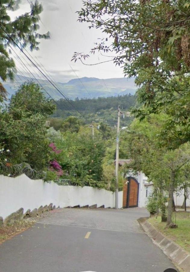 Land in Quito, Pichincha, Ecuador 5 - 18016736