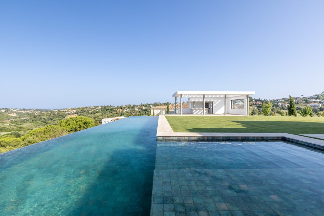 Villa in Sotogrande, San Roque, Andalusia 3 - 15863787