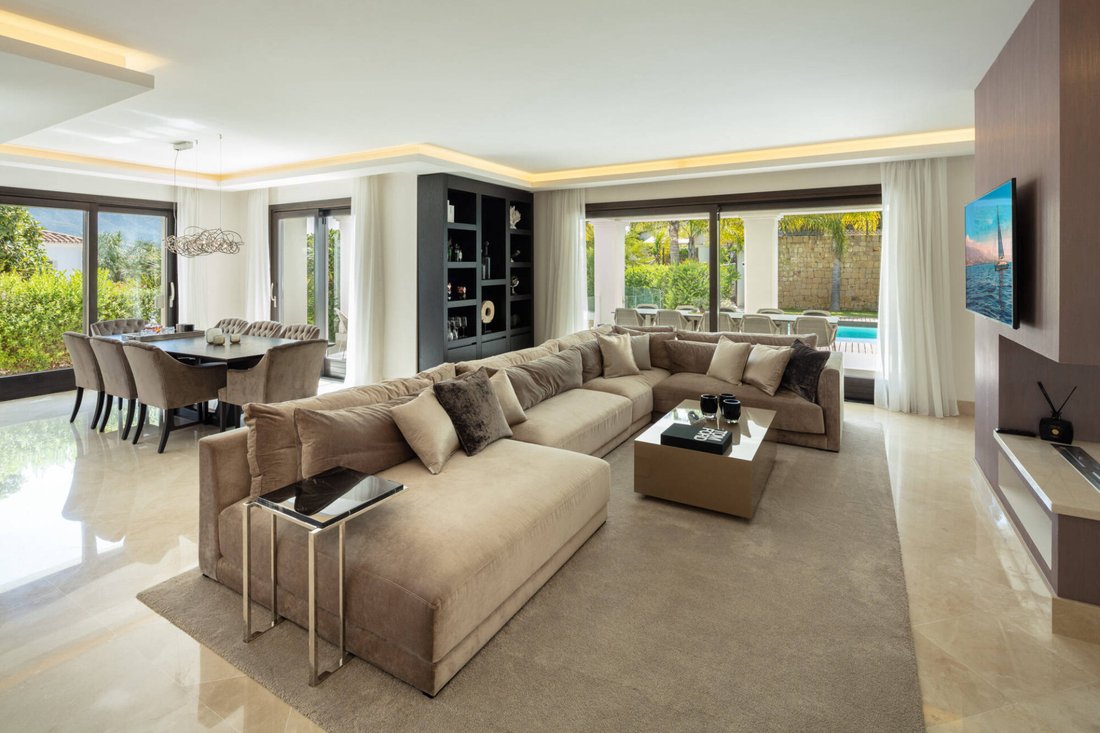Villa in Nueva Andalucia, Marbella, Spain 3 - 12019440