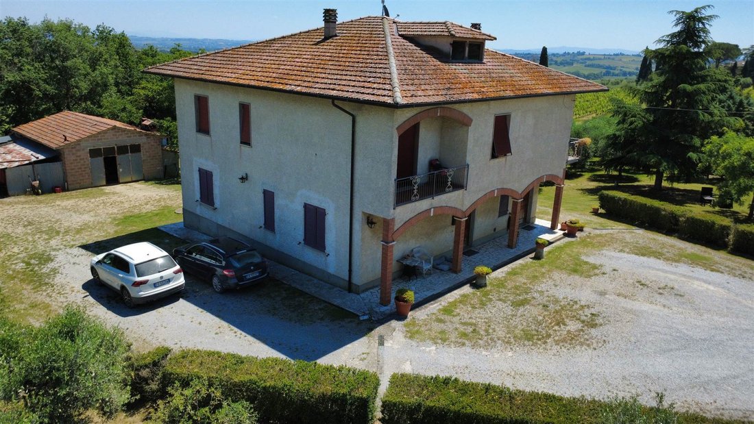 Autres à Montepulciano, Toscane, Italie 1 - 18021042