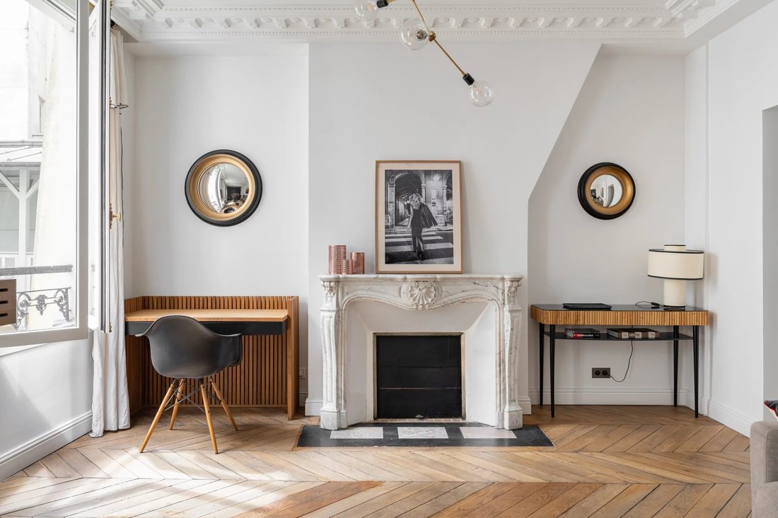 Apartment in Odéon, Paris 6e Arrondissement, Paris 4 - 18015833