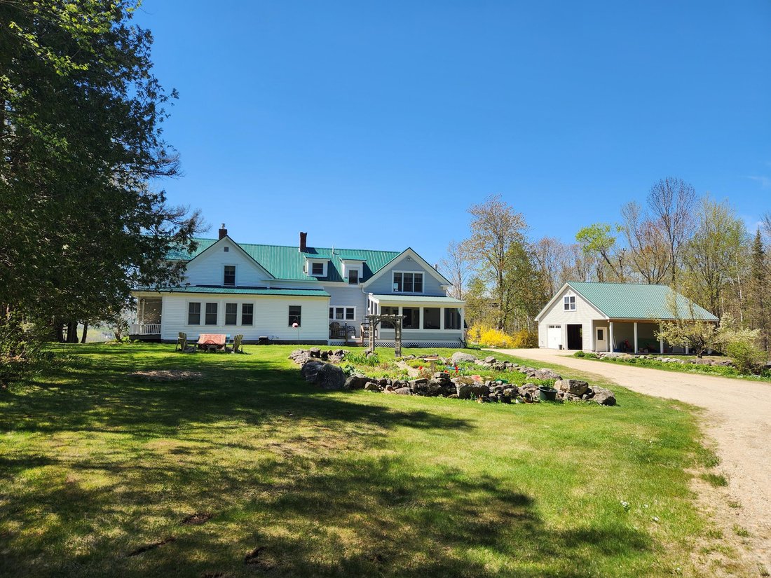 House in Canton, Maine, United States 5 - 18018153