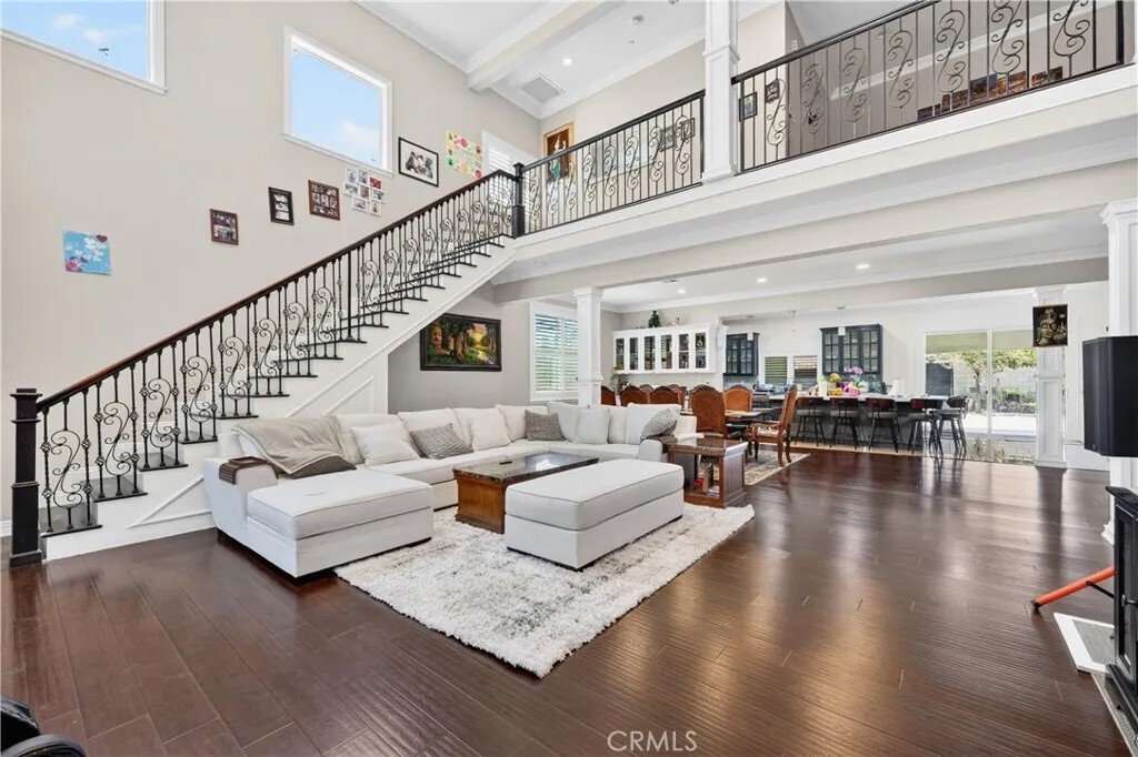 House in Signal Hill, California, United States 3 - 18016289