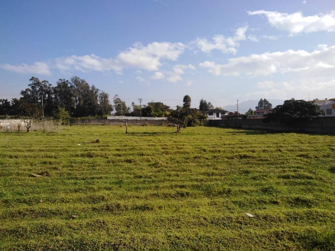 Terreno en Quito, Pichincha, Ecuador 5 - 18016748