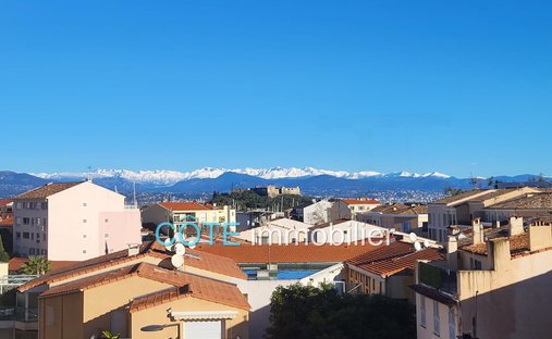 Appartamento a Les Cougoulins-Rastines, Antibes, Francia 1
