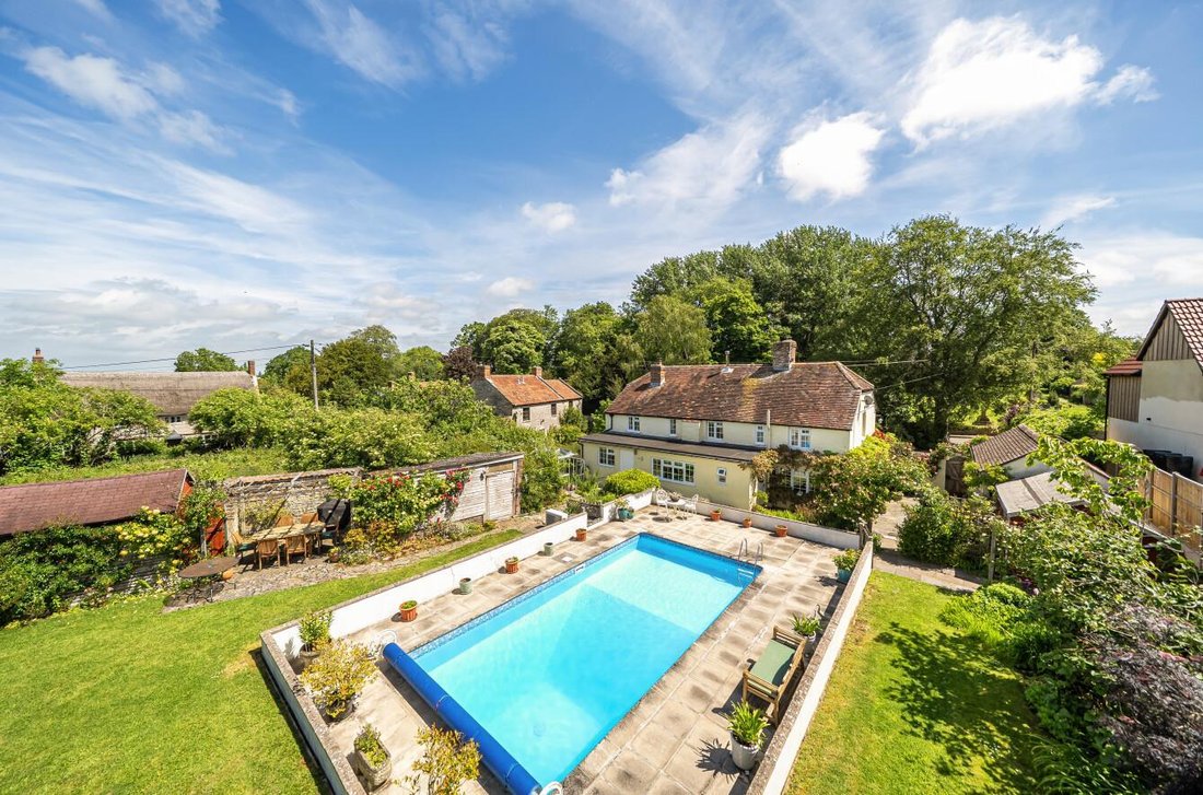 House in Somerset, England 2 - 18015711