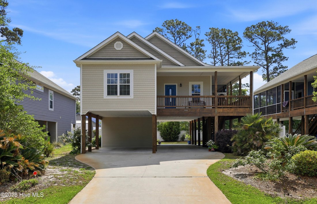 House in Oak Island, North Carolina, United States 1 - 18021175