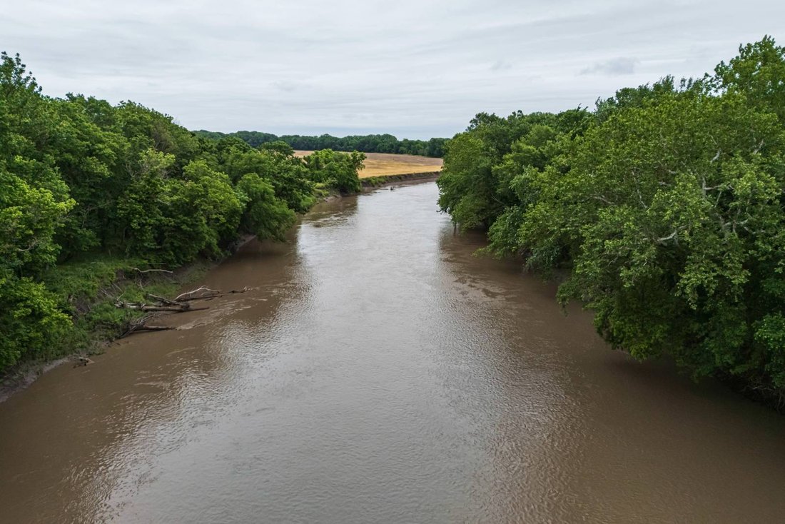 Land in Iola, Kansas, United States 4 - 18015860