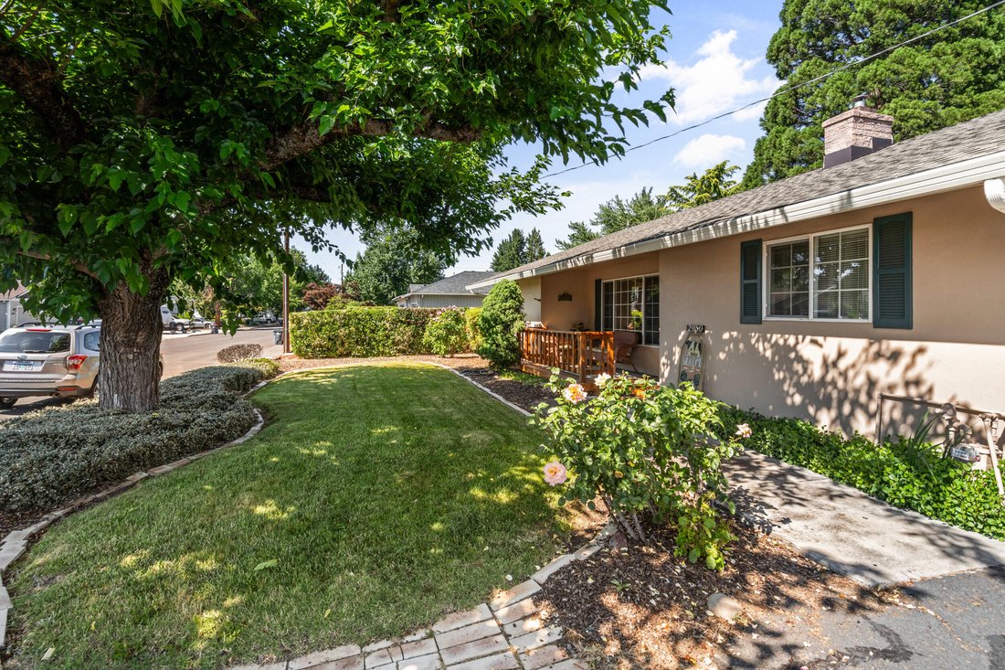 House in Medford, Oregon, United States 5 - 18018740