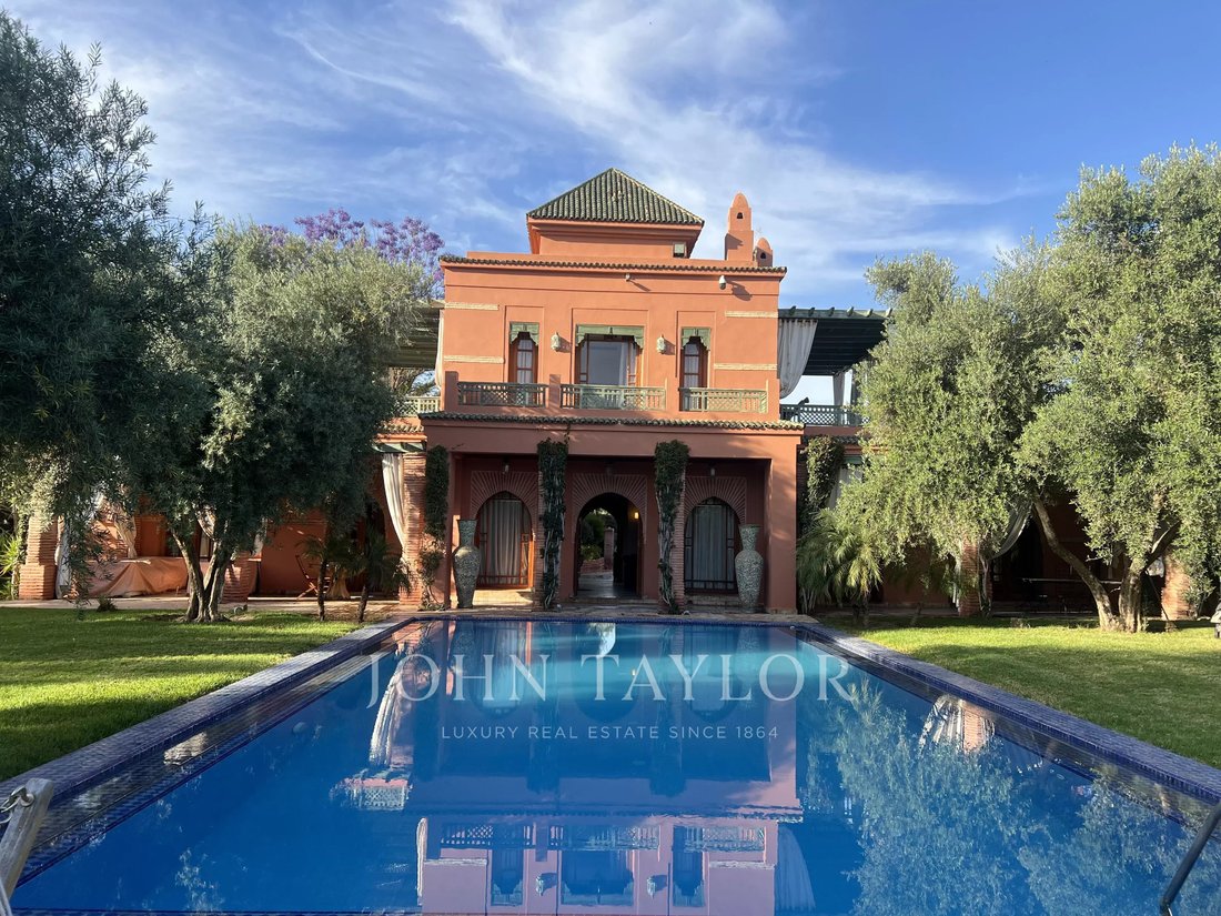Villa in Marrakesh, Marrakesh-Safi, Morocco 1 - 17735640