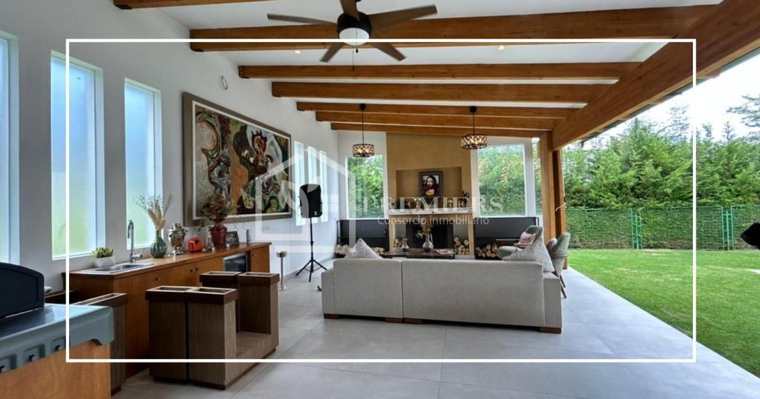 House in Quito, Pichincha, Ecuador 4 - 18016791