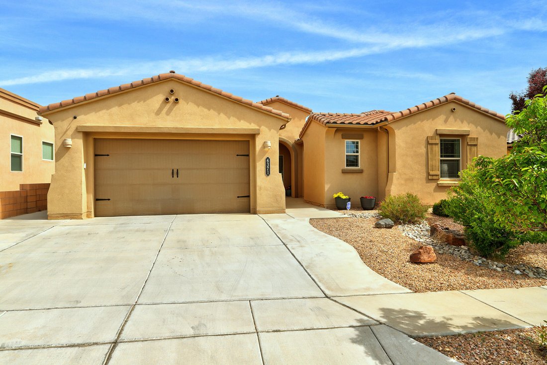 House in Albuquerque, New Mexico, United States 2 - 18019425