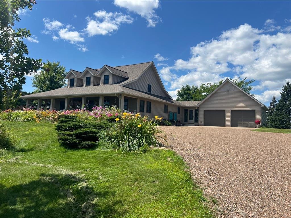 House in Shell Lake, Wisconsin, United States 1 - 17787321