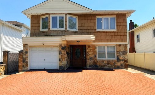 House in New York, New York, United States 1