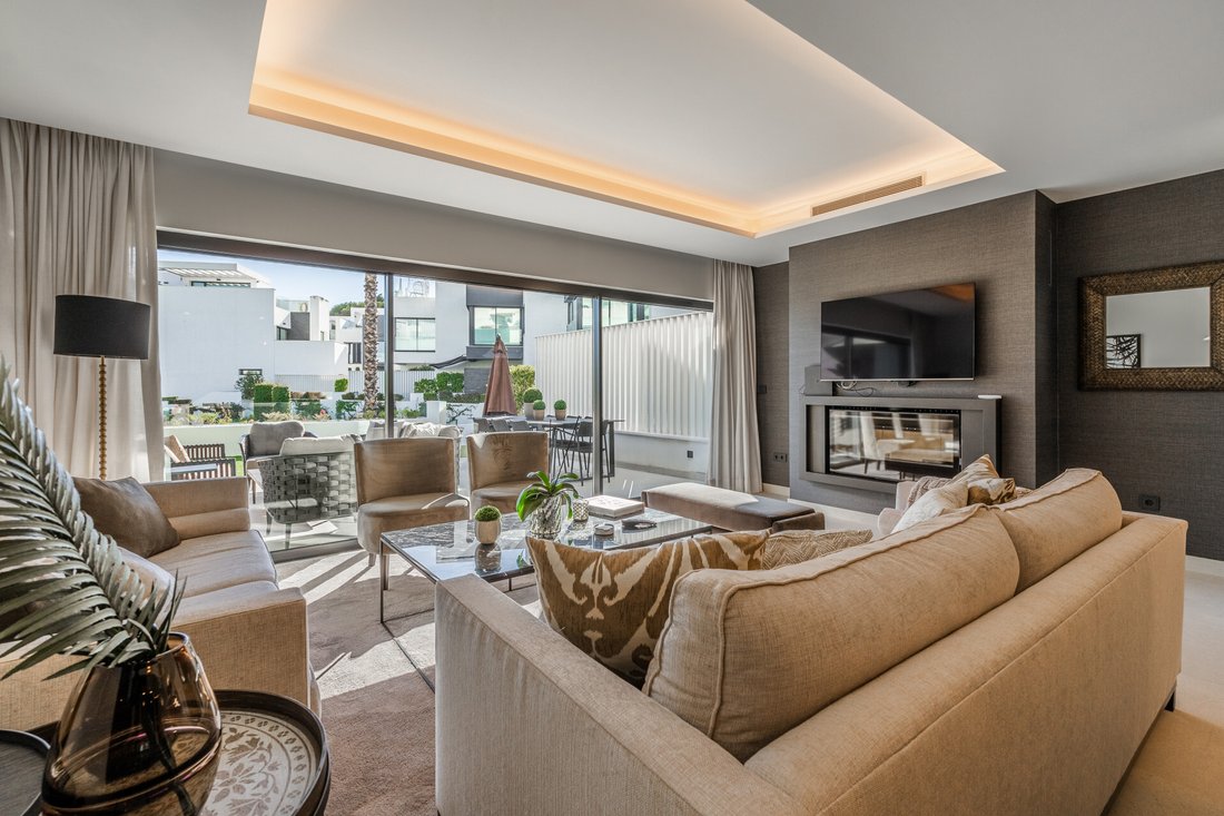 Townhouse in Estepona, Andalusia, Spain 5 - 12586781