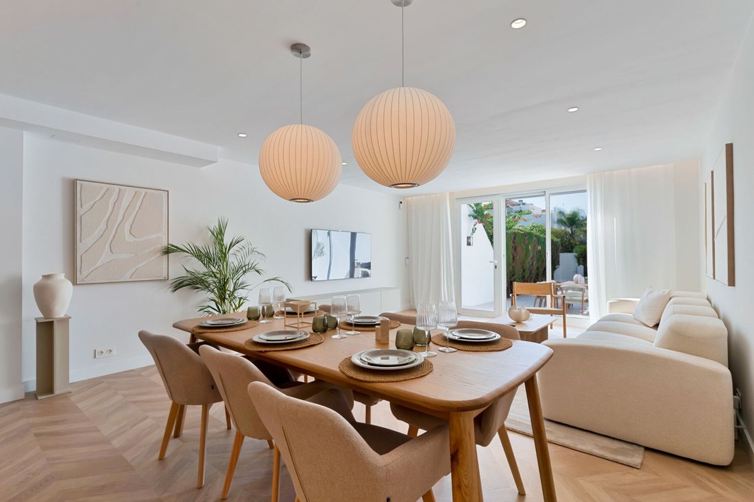 Townhouse in Marbella, Andalusia, Spain 5 - 17612059