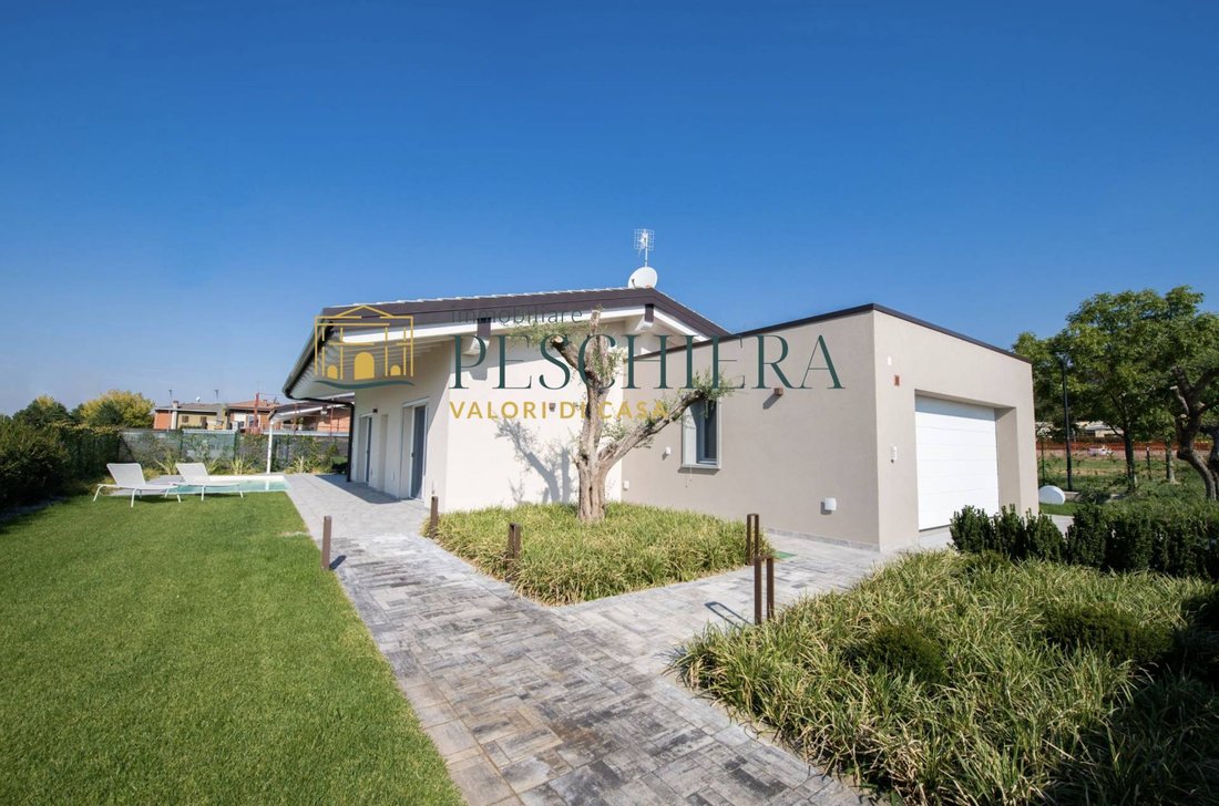 Villa in Pozzolengo, Lombardy, Italy 3 - 18021717