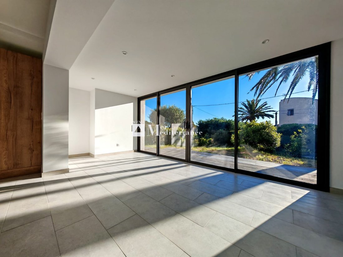 Apartment in Les Issambres, Roquebrune-sur-Argens, France 1 - 15487314