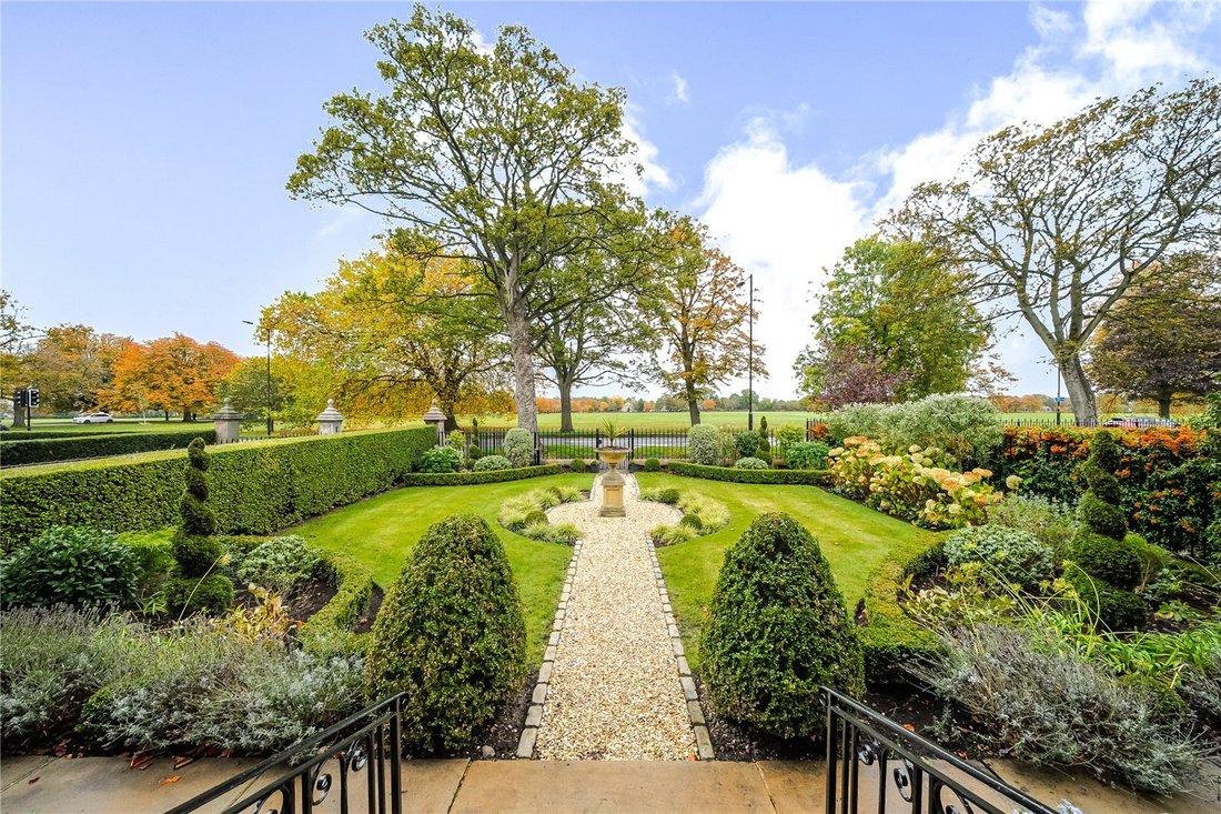 Apartment in Harrogate, England 2 - 16719863