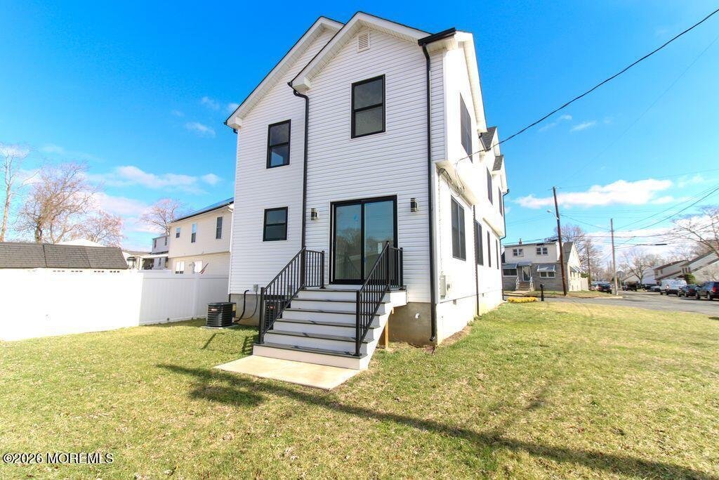 House in Aberdeen Township, New Jersey, United States 5 - 18015600