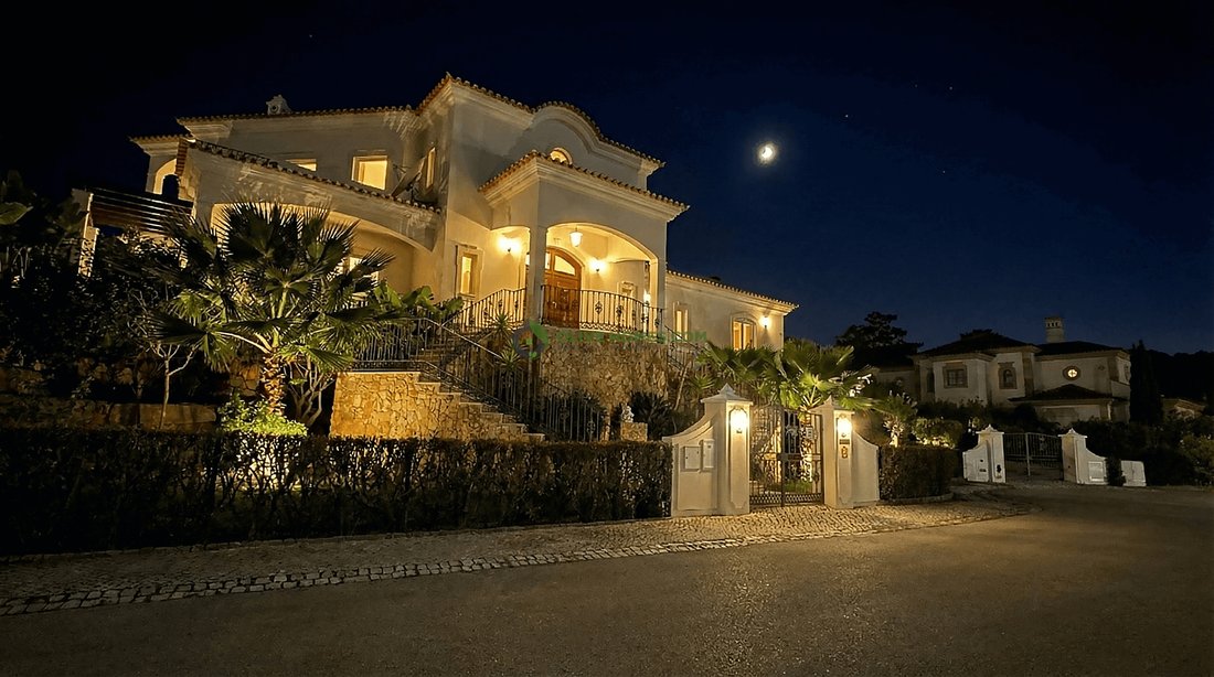 Villa in Vilamoura, Quarteira, Algarve 1 - 18018274