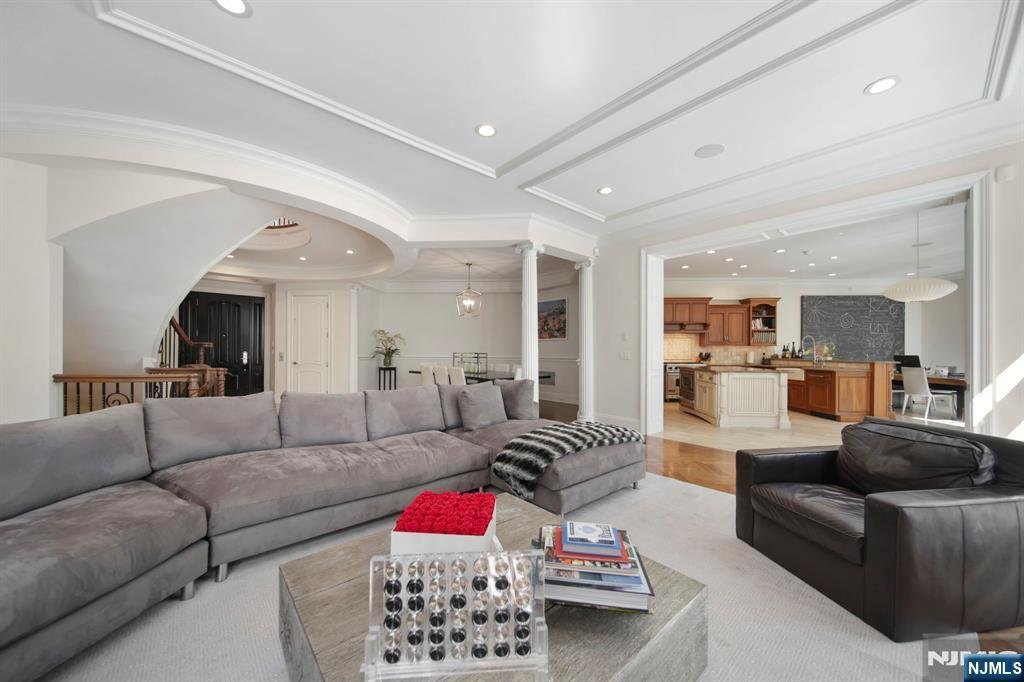 Townhouse in Demarest, New Jersey, United States 4 - 18021447