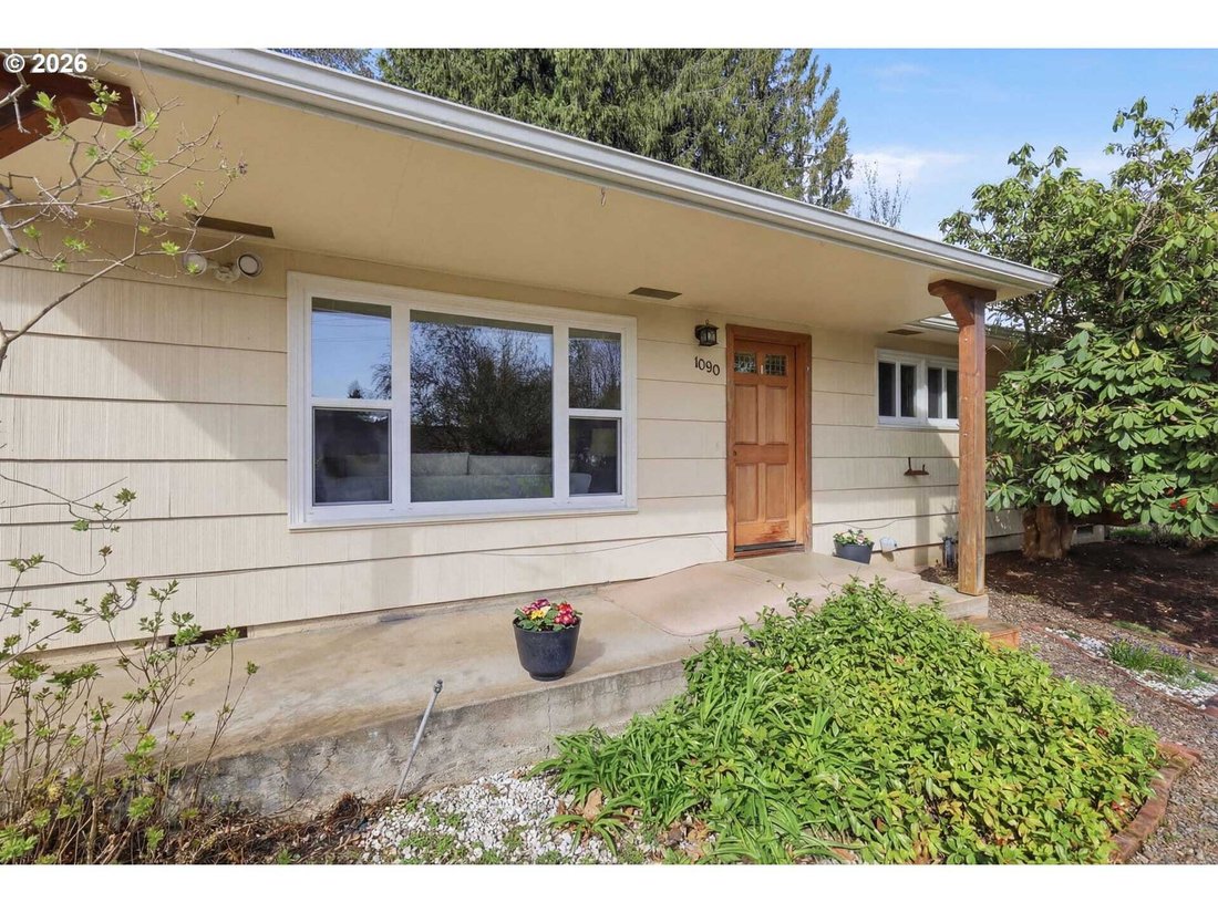 House in Eugene, Oregon, United States 1 - 18019165