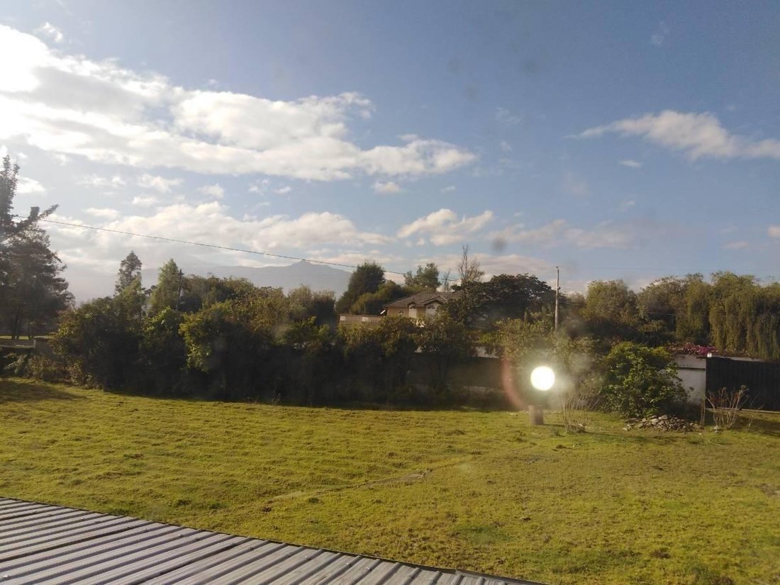 Terreno en Quito, Pichincha, Ecuador 4 - 18016748