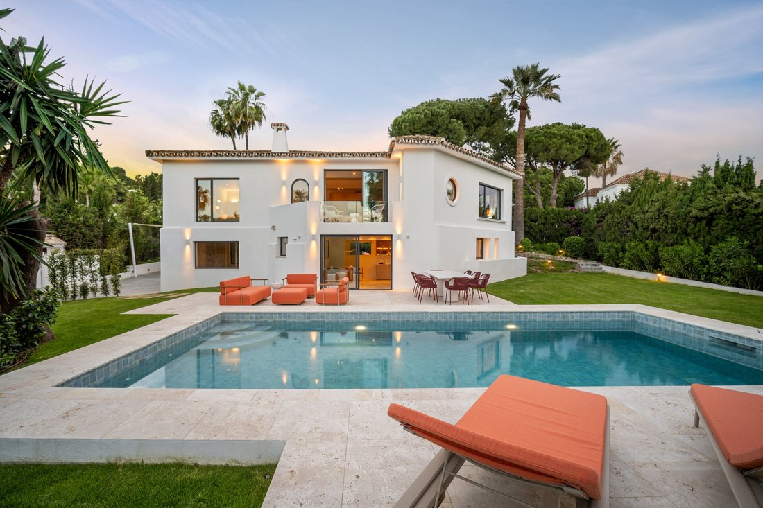 Villa in Nueva Andalucia, Marbella, Spain 1 - 16952499