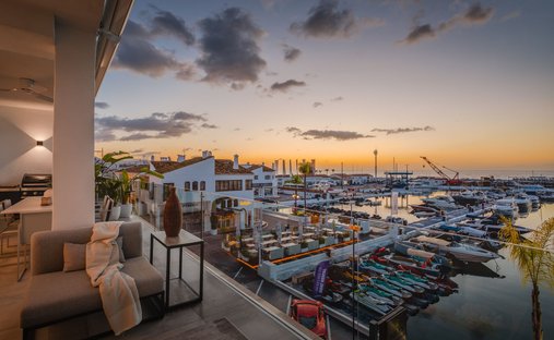 Penthouse à Puerto Banús, Marbella, Espagne 1