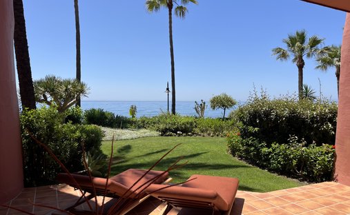 Apartment in Gualdalmansa, Estepona, Andalusia 1