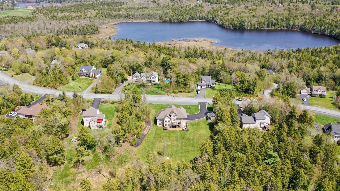 House in Windsor Junction, Nova Scotia, Canada 5 - 18017684