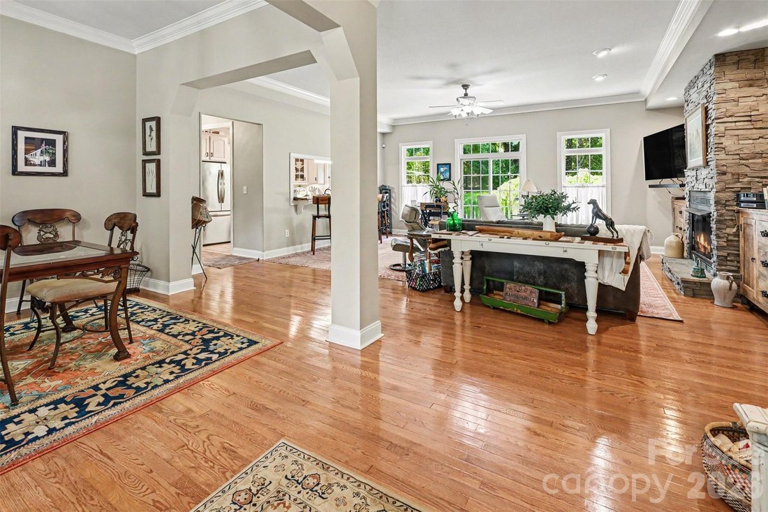 House in Belton, South Carolina, United States 5 - 18018052