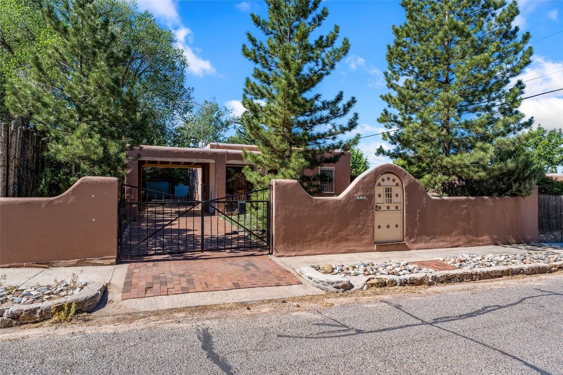 House in Santa Fe, New Mexico, United States 1 - 18019336