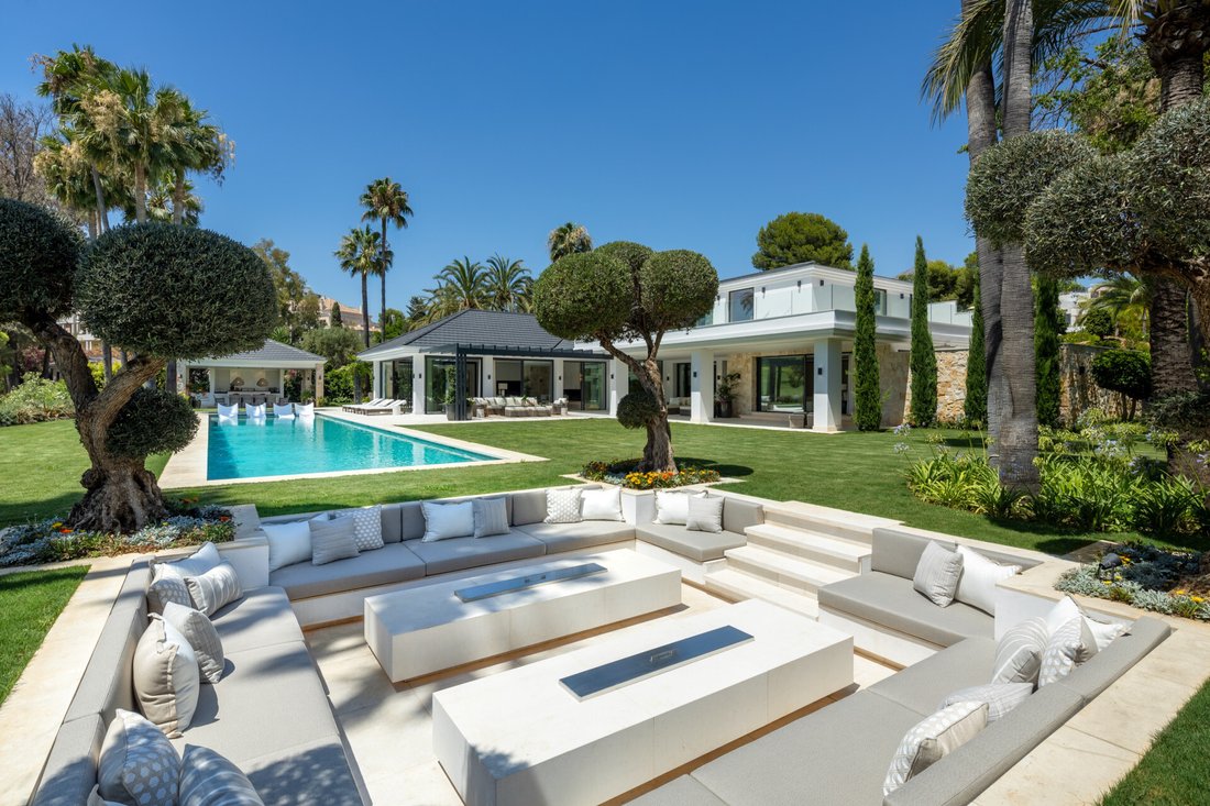 Villa in Nueva Andalucia, Marbella, Spain 5 - 16561938