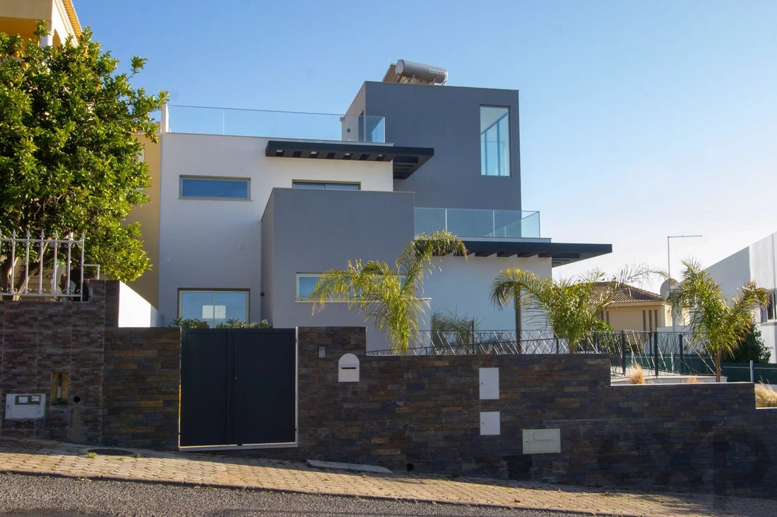 House in Ferragudo, Algarve, Portugal 2 - 18017166