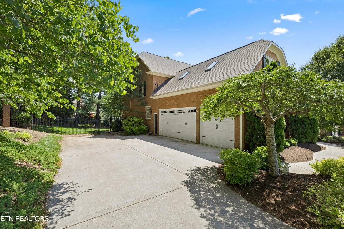 House in Knoxville, Tennessee, United States 2 - 18017596