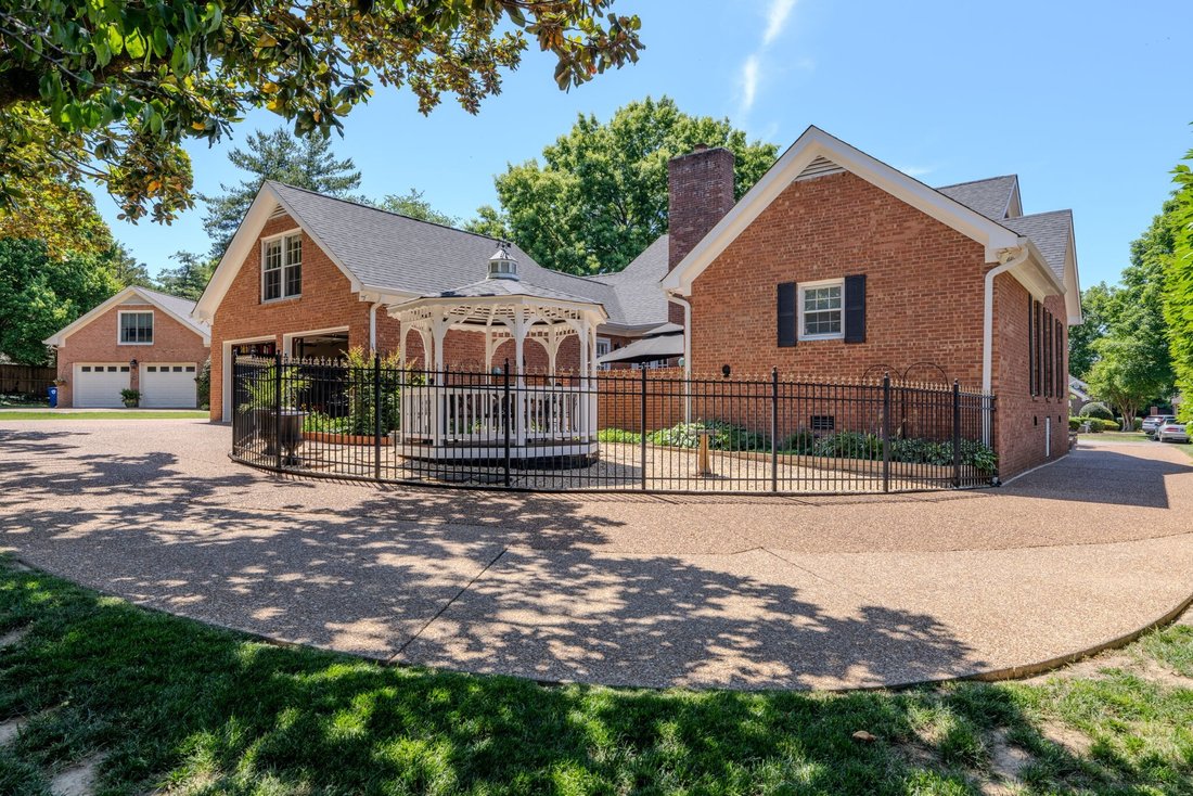 House in Franklin, Tennessee, United States 1 - 18018028