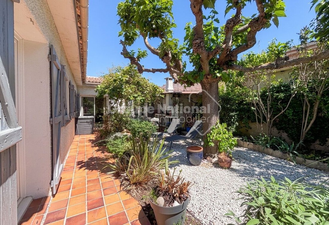 House in Jas de Rhodes-Grande Colle, Les Pennes-Mirabeau, France 5 - 18016553